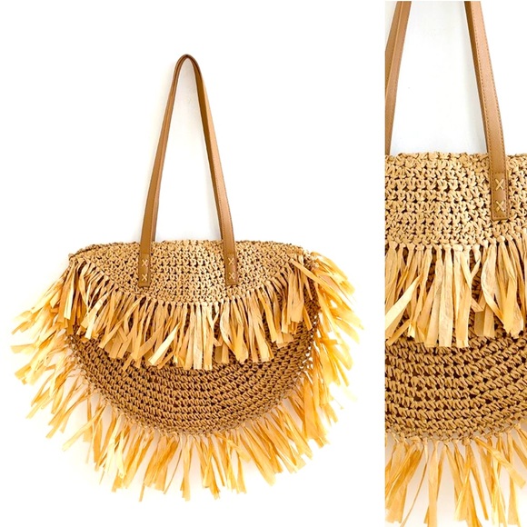 Fringed woven straw Beach bag - Picture 5 of 6